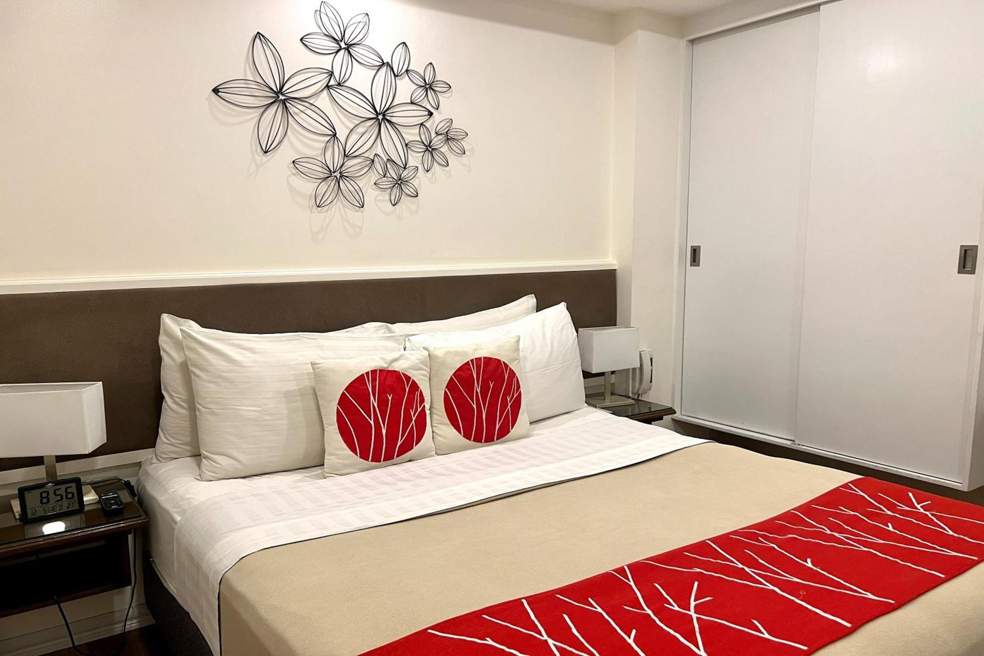 Khotel Near T3 Airport Inn