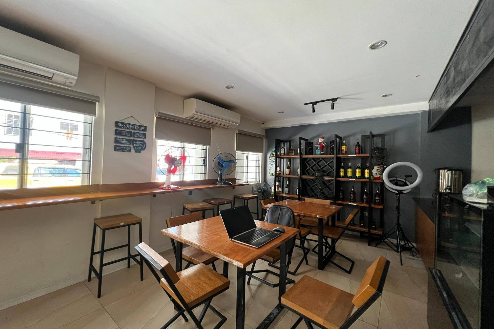 Inn Khotel Near T3 Airport